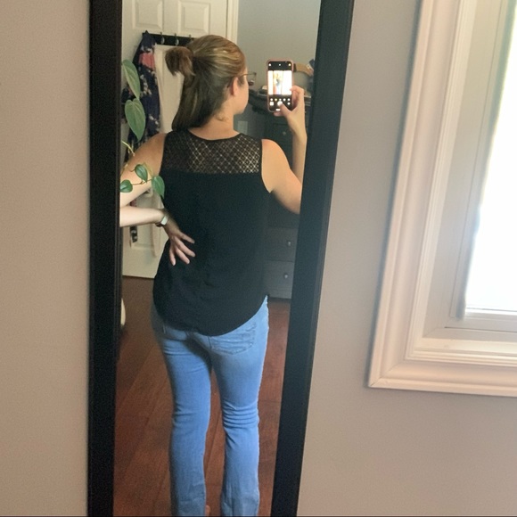 EUC Medium Black Crochet Detailed Dynamite Top - Picture 3 of 7